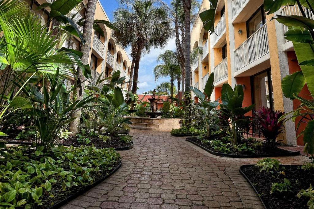 Westgate Towers Hotel Four Corners Extérieur photo